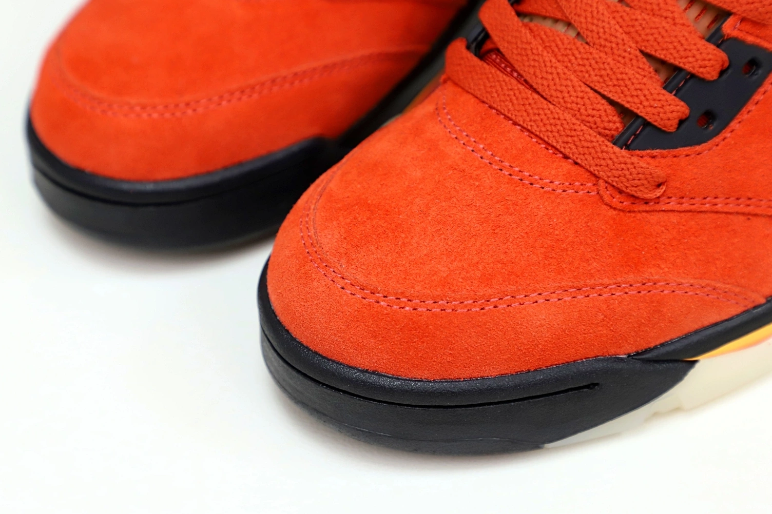Air on Jordan Women 